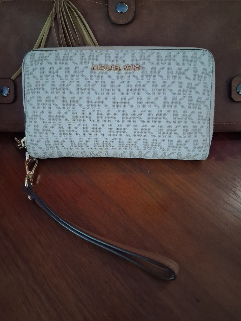 Michael Kors Beige/Gold MK Signature Zip Wristlet Wallet